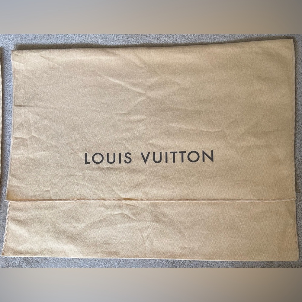 Authentic Louis Vuitton Beige Textured Fabric Dust Bag, EUC!